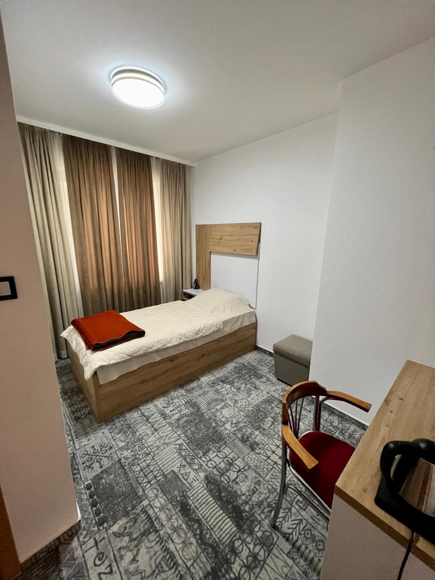 Hotel Brkic Sarajevo Airport - Free Parking Luaran gambar