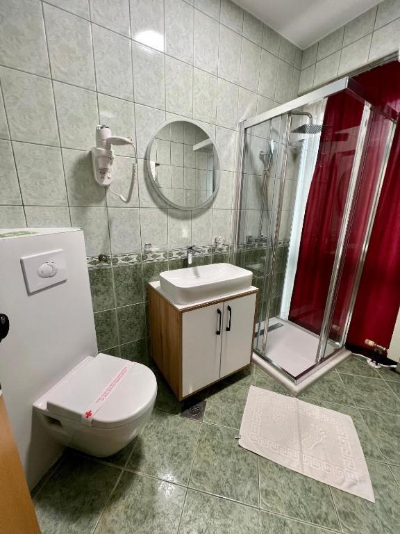 Hotel Brkic Sarajevo Airport - Free Parking Luaran gambar
