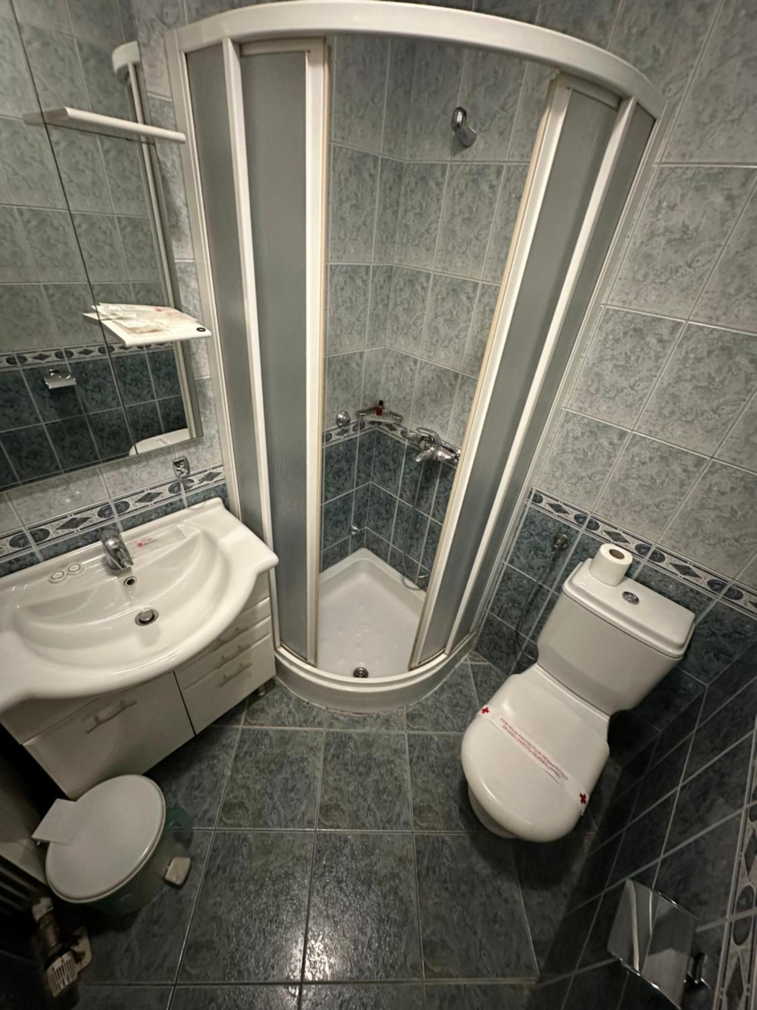 Hotel Brkic Sarajevo Airport - Free Parking Luaran gambar