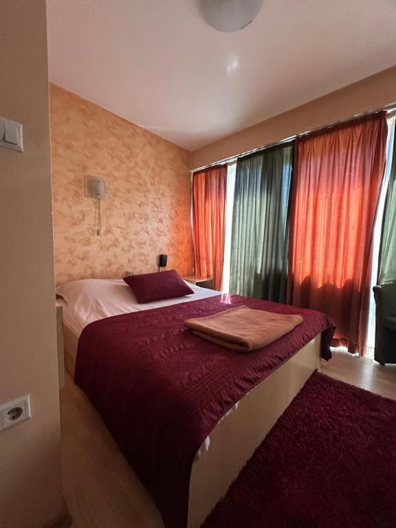 Hotel Brkic Sarajevo Airport - Free Parking Luaran gambar