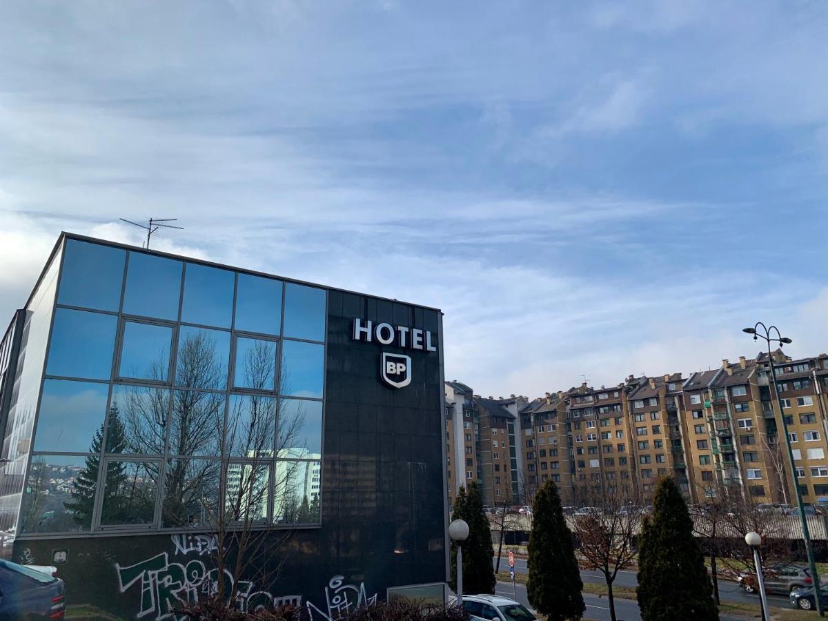 Hotel Brkic Sarajevo Airport - Free Parking Luaran gambar